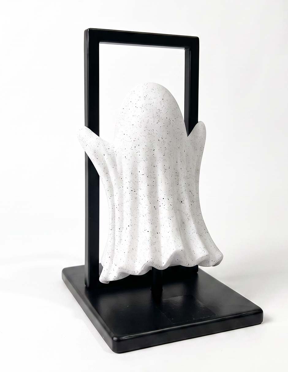 Figura decorativa de halloween con forma de fantasma 2