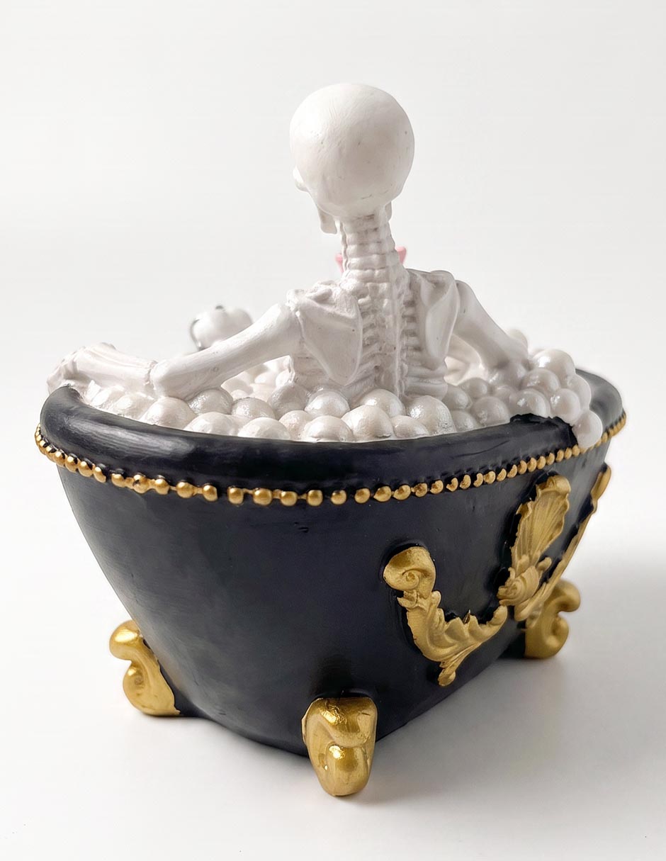 Figura decorativa de halloween con forma de calavera