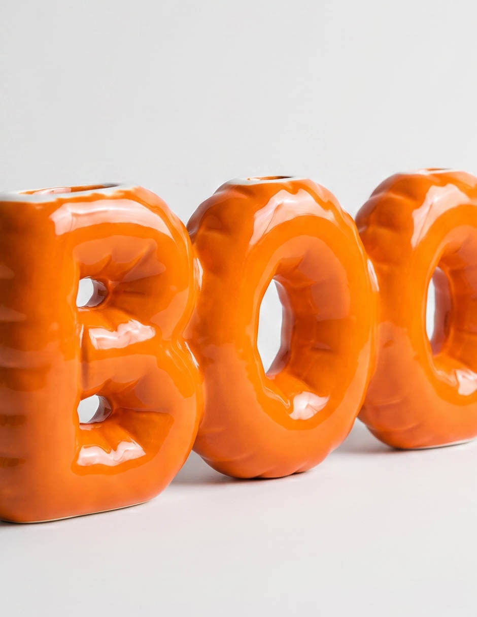 Ornamento de halloween con forma de letrero 3