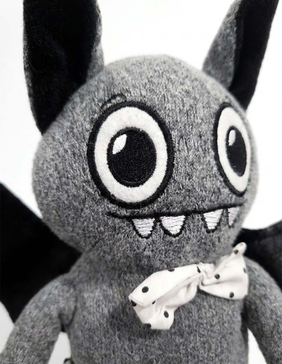 Peluche de halloween vampiro de 35 cm 3
